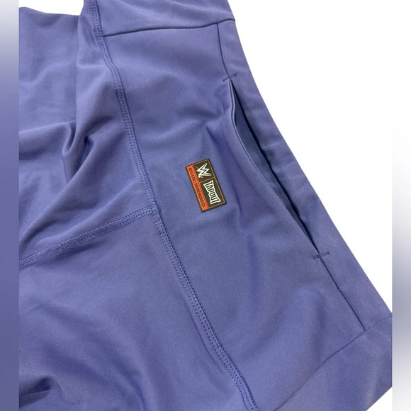 WWE TapOut Cropped Leggings - Picture 7 of 9